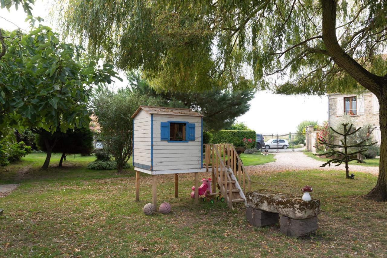 Ferienwohnung La Ferme Des Nonains Montjavoult Exterior foto