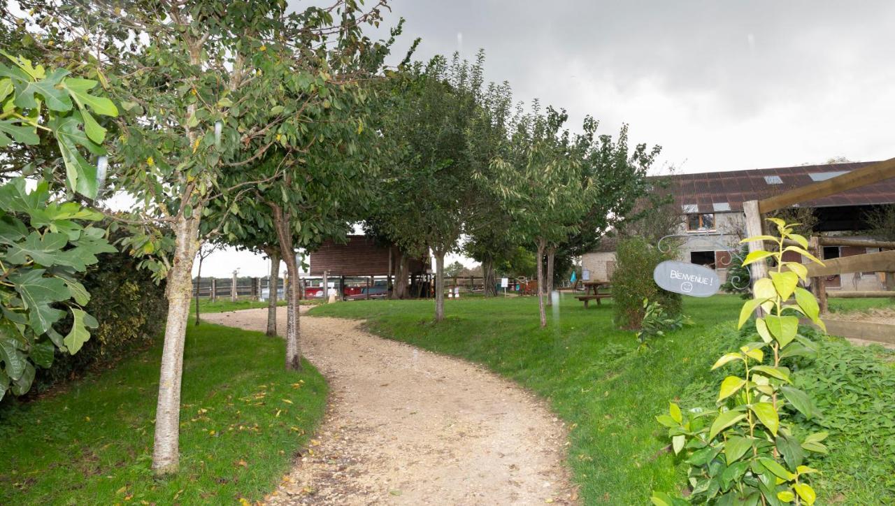 Ferienwohnung La Ferme Des Nonains Montjavoult Exterior foto